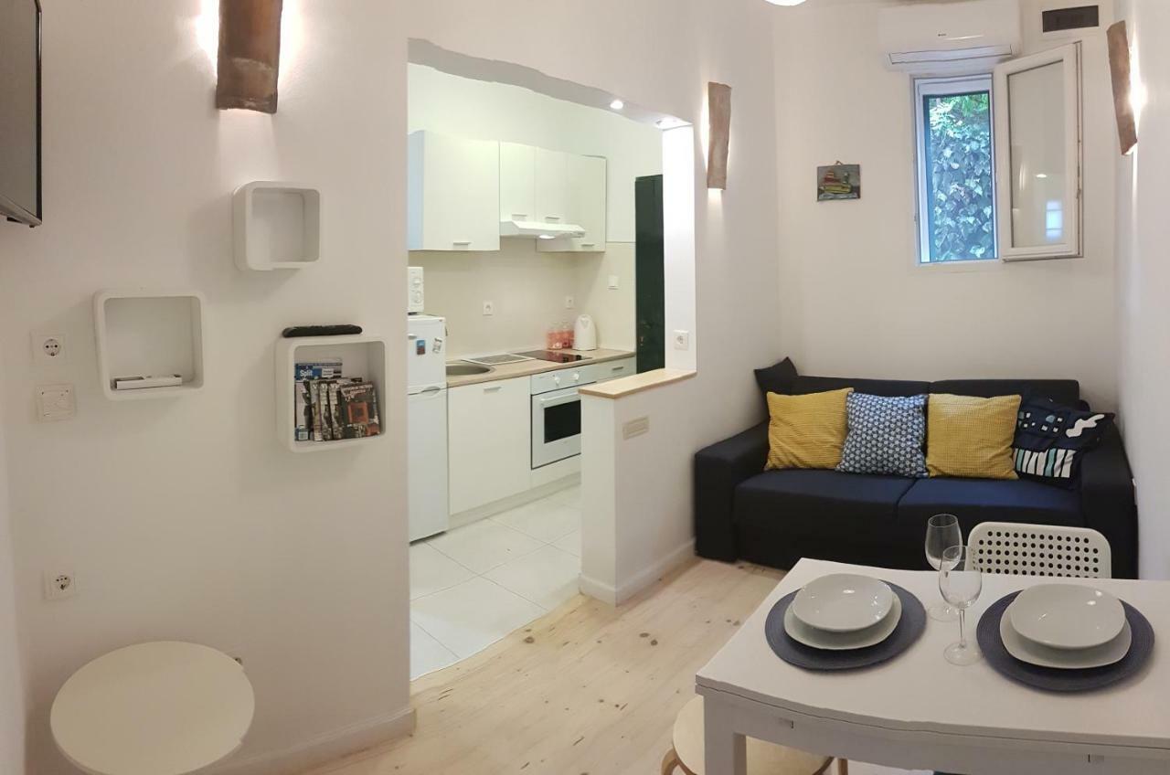 Apartment Bezic Каштела Екстер'єр фото