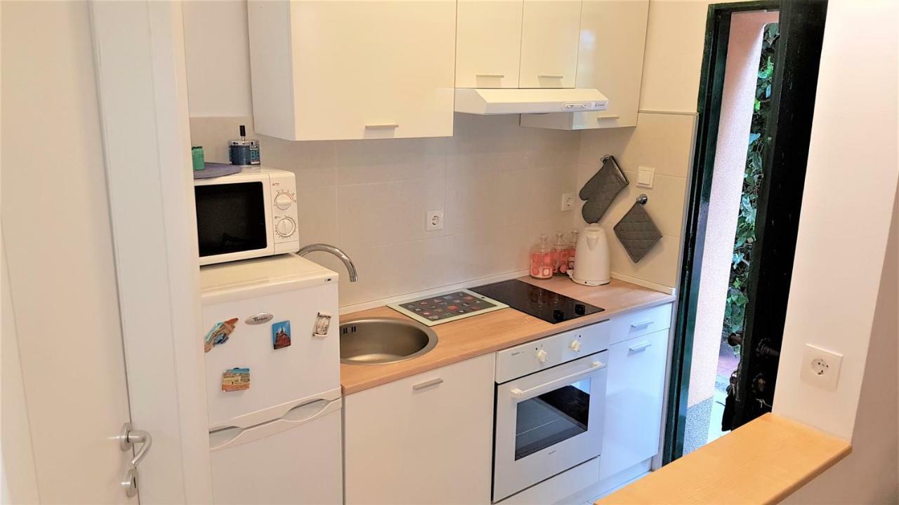 Apartment Bezic Каштела Екстер'єр фото